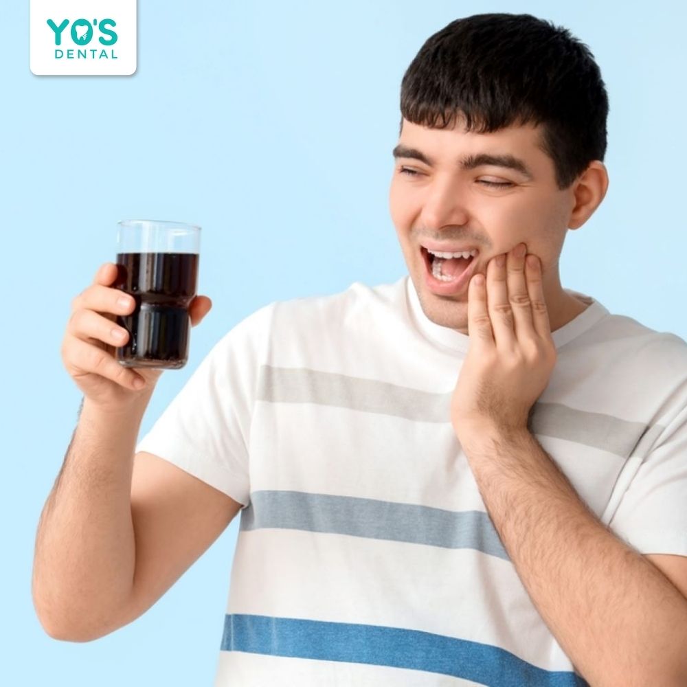 Mới bọc răng sứ nên kiêng các loại thực phẩm chứa đường và axit như nước ngọt có ga